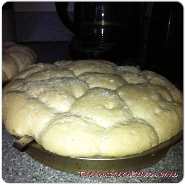 Yeast Rolls with Grits